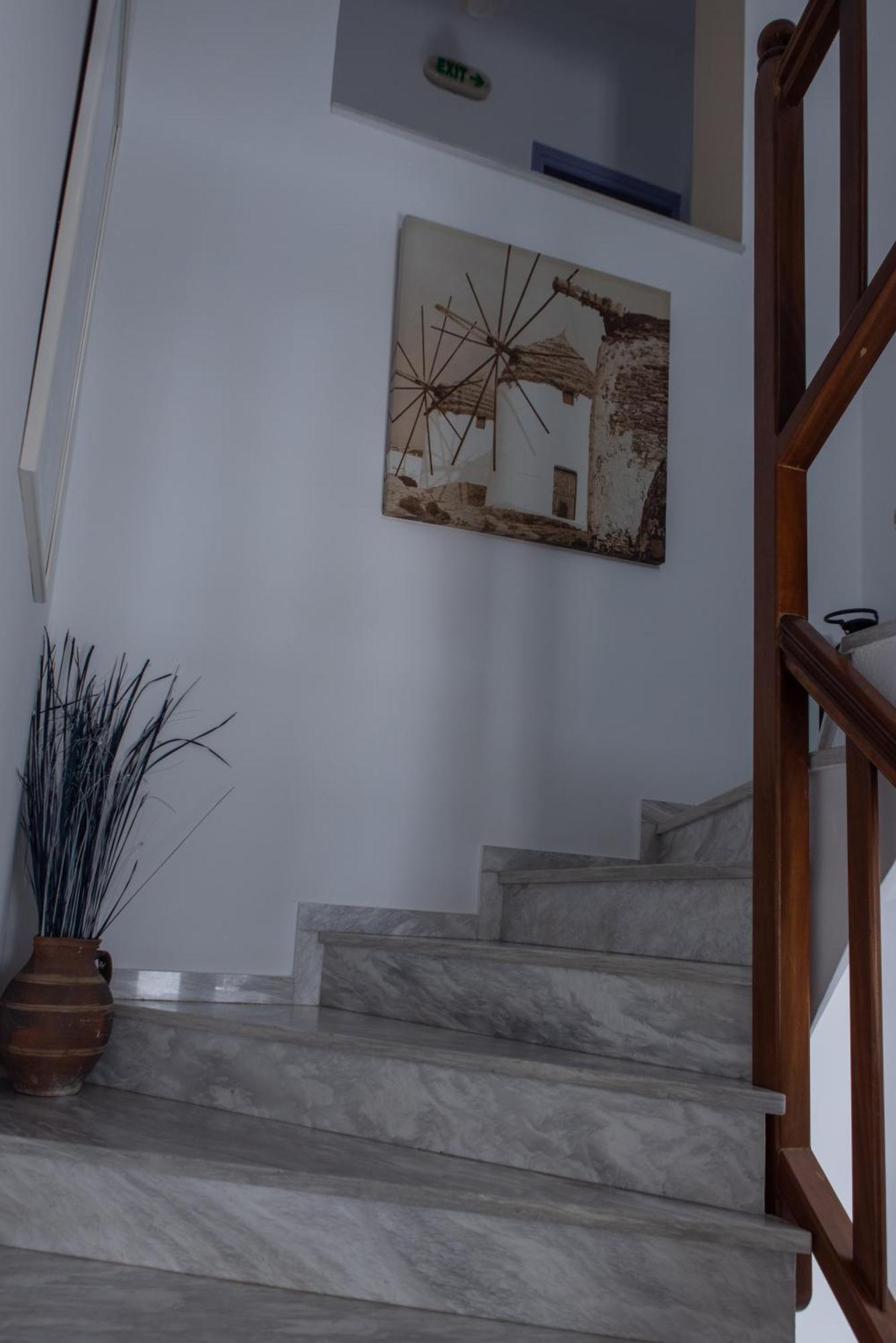 Soula Rooms Тинос Екстериор снимка