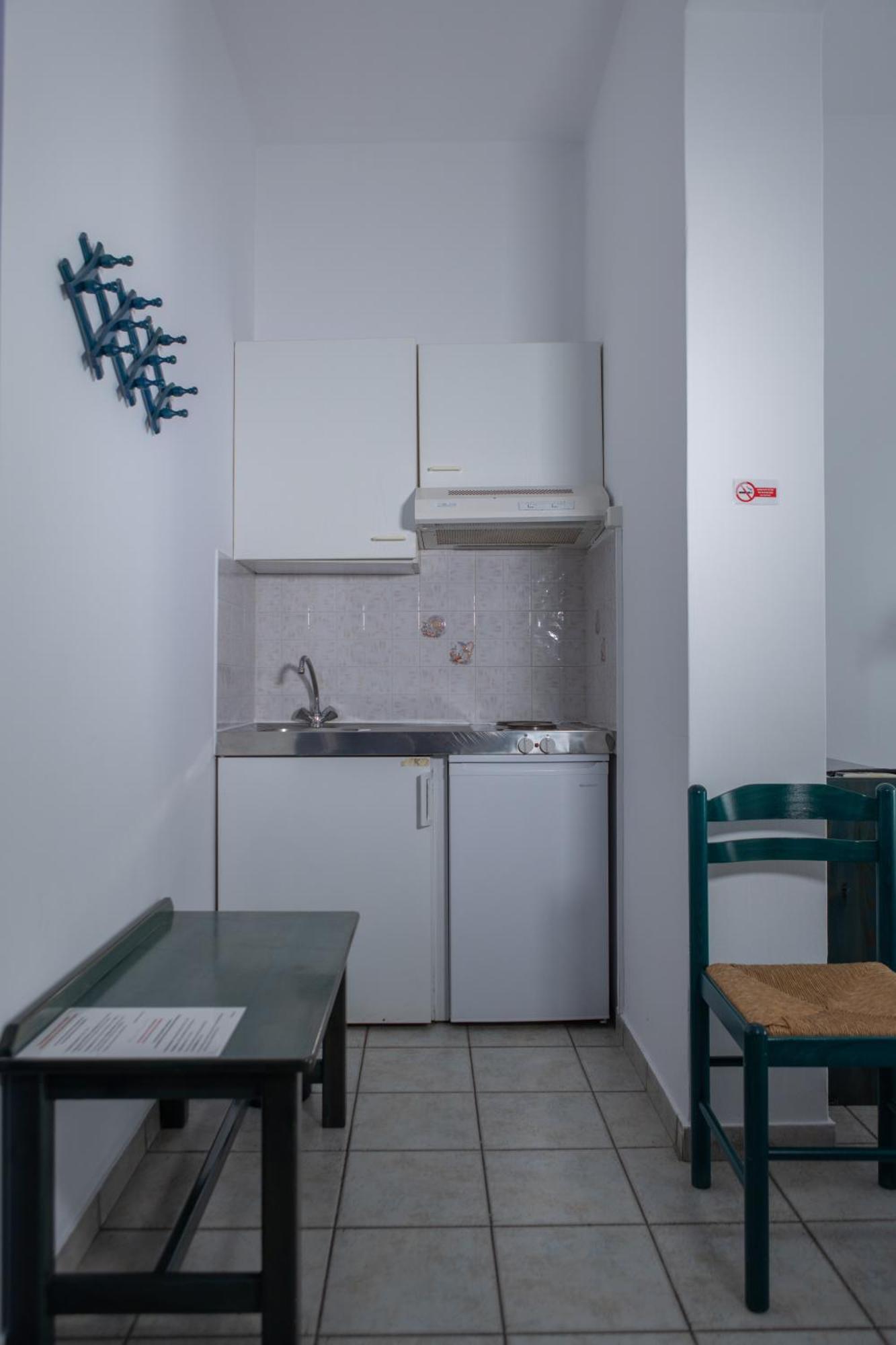 Soula Rooms Тинос Екстериор снимка