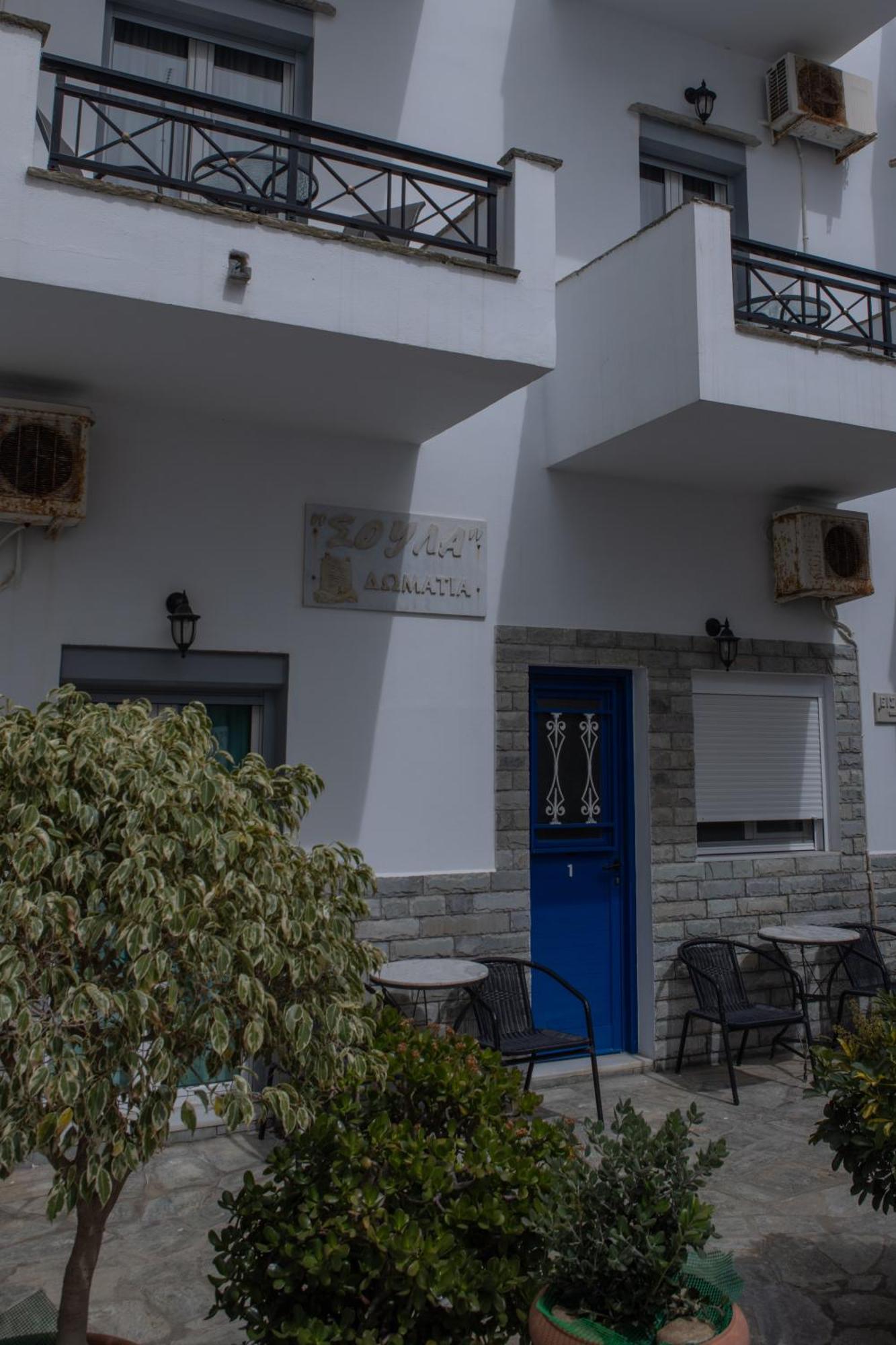 Soula Rooms Тинос Екстериор снимка